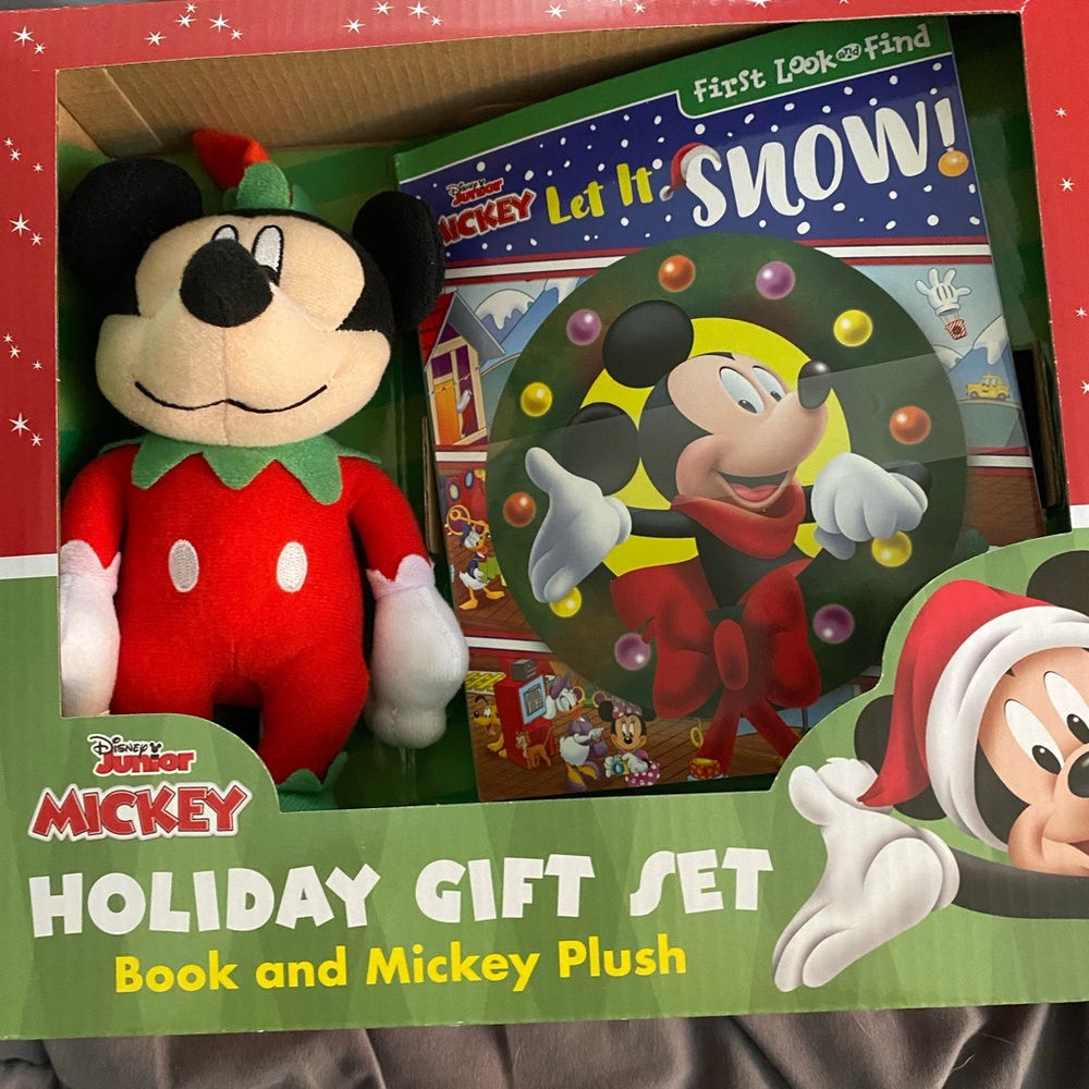 Disney Jr my first look and find book and Minnie Mouse stuffed animal.